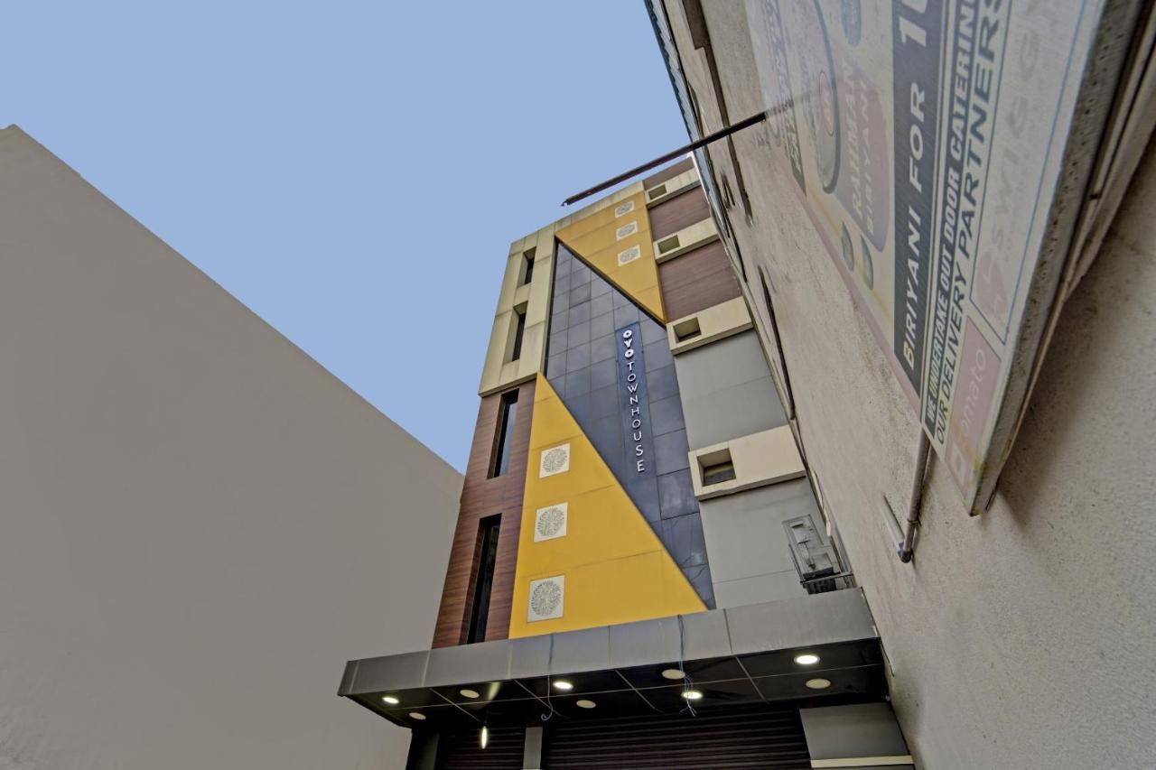 Super Townhouse 1096 Hotel Redfox Nungambakkam Near Apollo & Shankar Nethralaya Hospital Čennai Exteriér fotografie