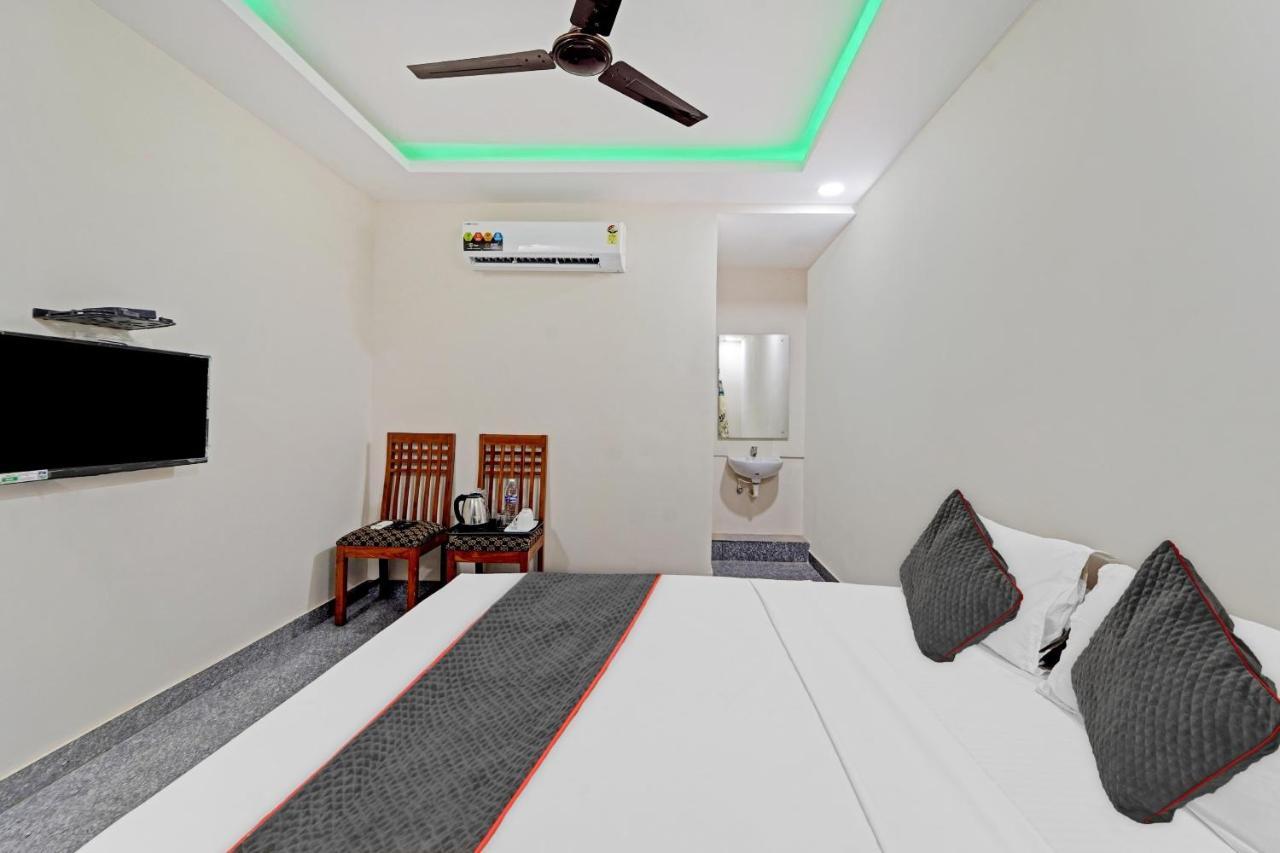 Super Townhouse 1096 Hotel Redfox Nungambakkam Near Apollo & Shankar Nethralaya Hospital Čennai Exteriér fotografie