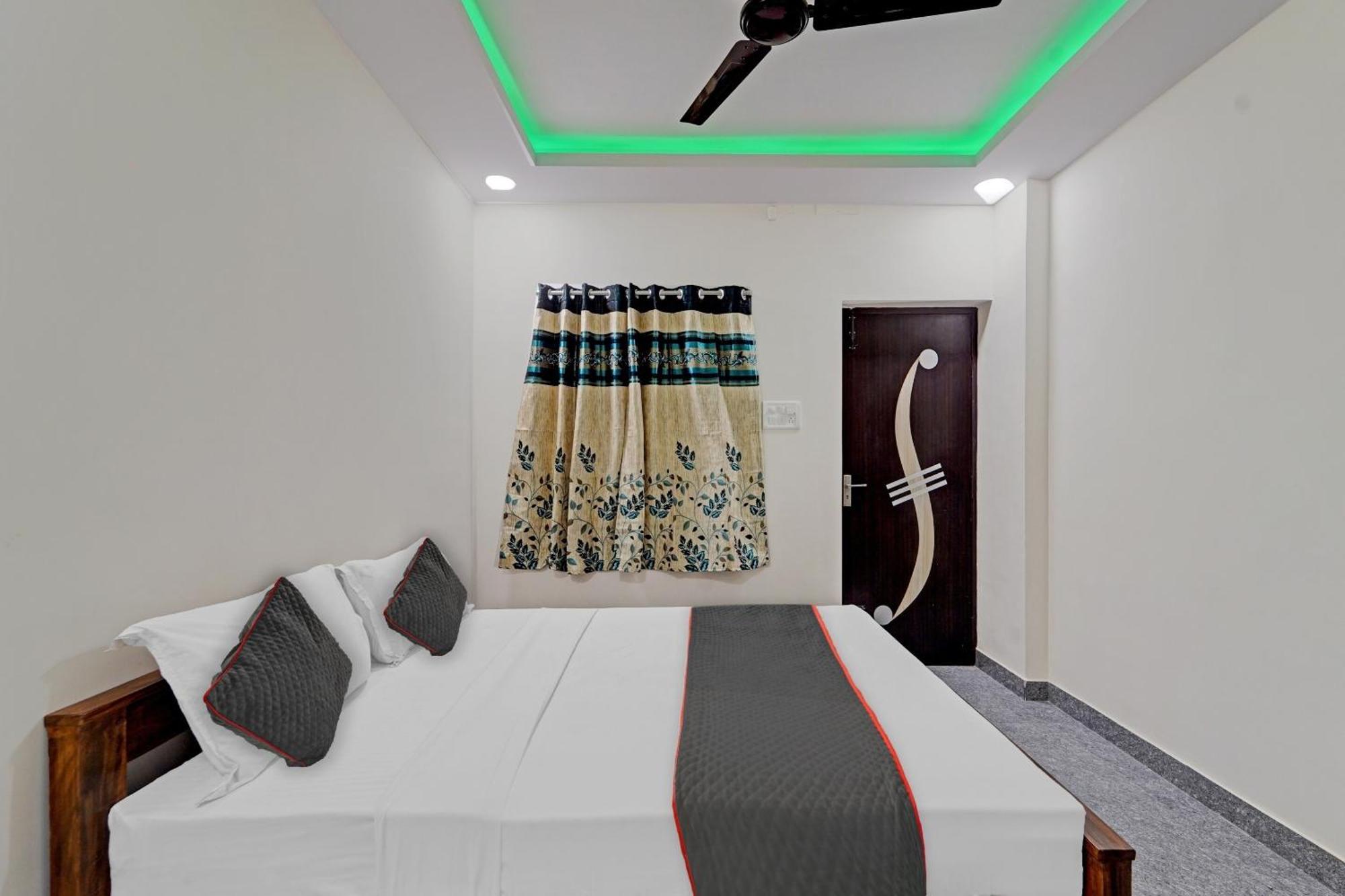 Super Townhouse 1096 Hotel Redfox Nungambakkam Near Apollo & Shankar Nethralaya Hospital Čennai Exteriér fotografie